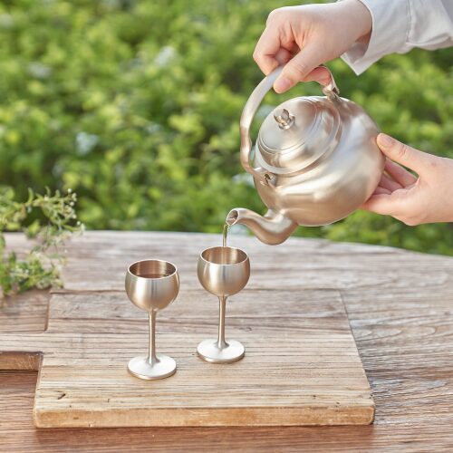 감성 캠핑의 완성! 거창유기 방짜 술잔으로 특별한 순간을 만들어요