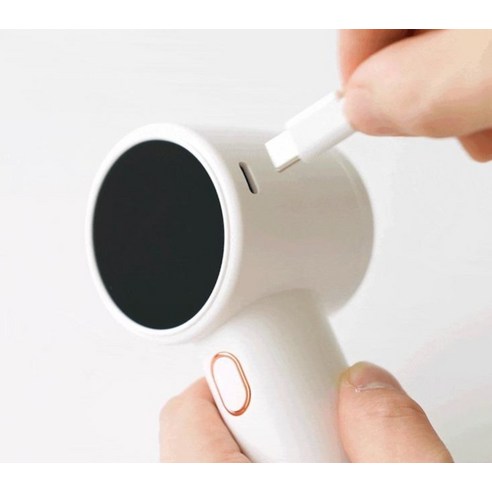 칙칙했던 우리 집 옷들이 새 옷처럼! 멜리언스 충전식 LED 보풀제거기 후기