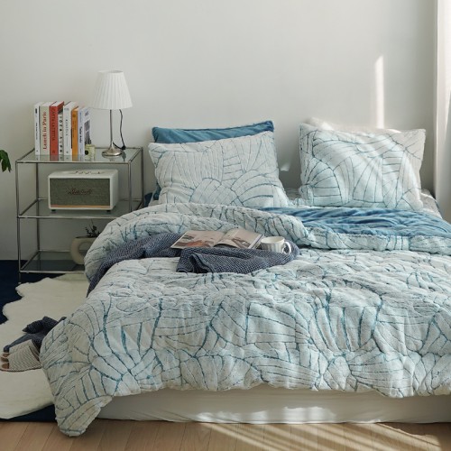 밤새 뒤척임 없이 꿀잠! 에이트룸 두꺼운 겨울 극세사 이불 후기