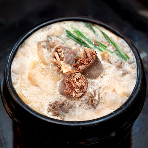 찬바람 불 때 생각나는 뜨끈한 순대국밥, 이제 집에서 편하게 즐겨봐!