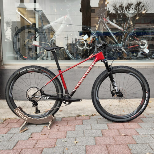 드디어 만났다! 인생 MTB, 판타시아 퀘이사 6 카본 12단 폴라나이트 99% 조립 후기 5 드디어 만났다! 인생 MTB, 판타시아 퀘이사 6 카본 12단 폴라나이트 99% 조립 후기